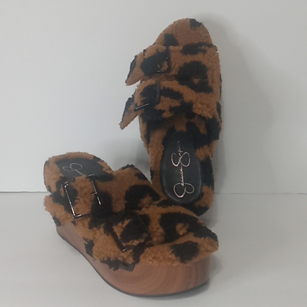 Jessica Simpson Fatigue Clog shoes